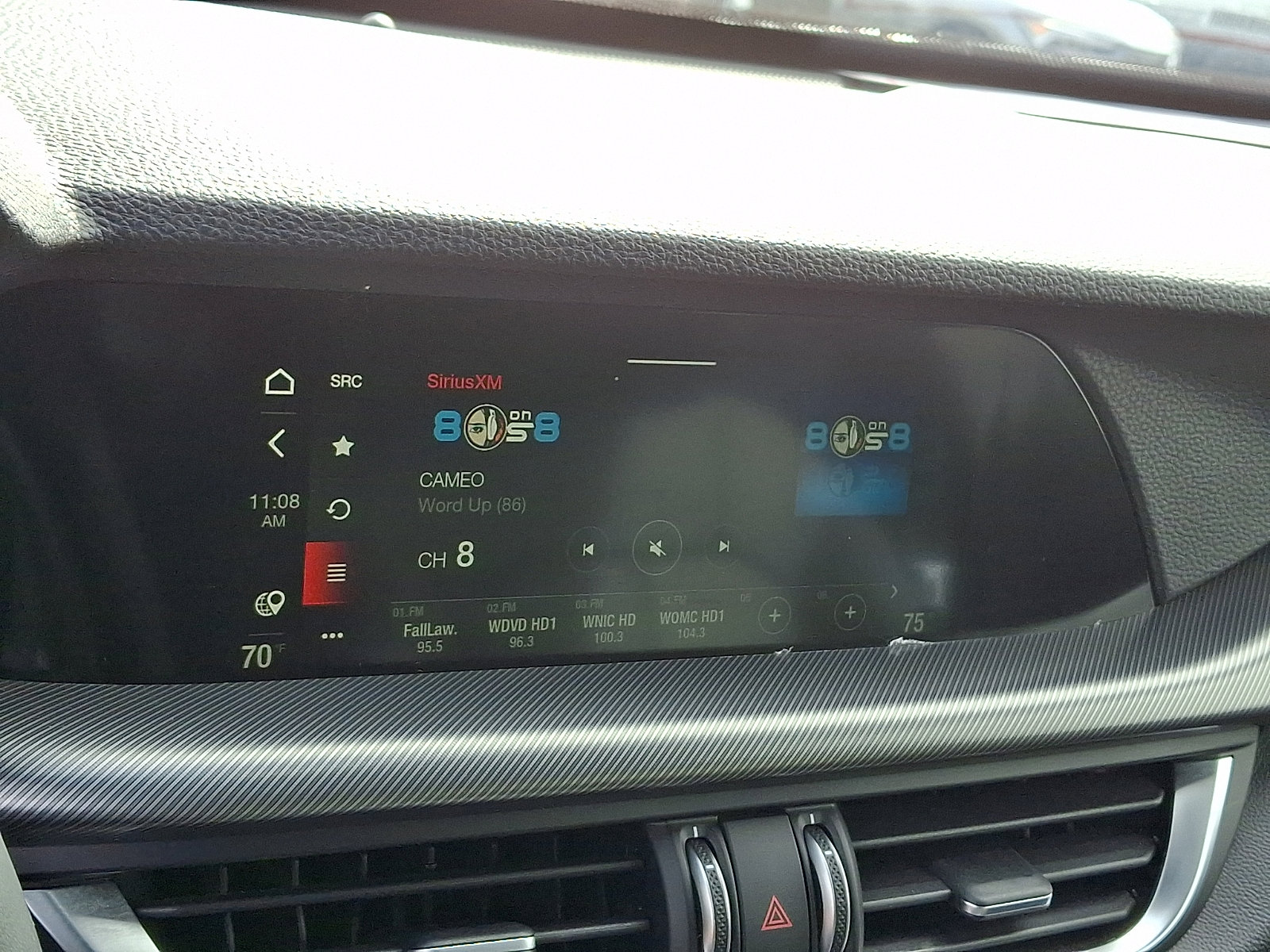 Used 2024 Alfa Romeo Stelvio Ti image 20