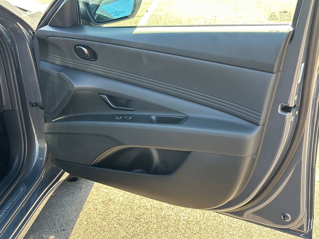 New 2025 Hyundai Elantra Sport image 14