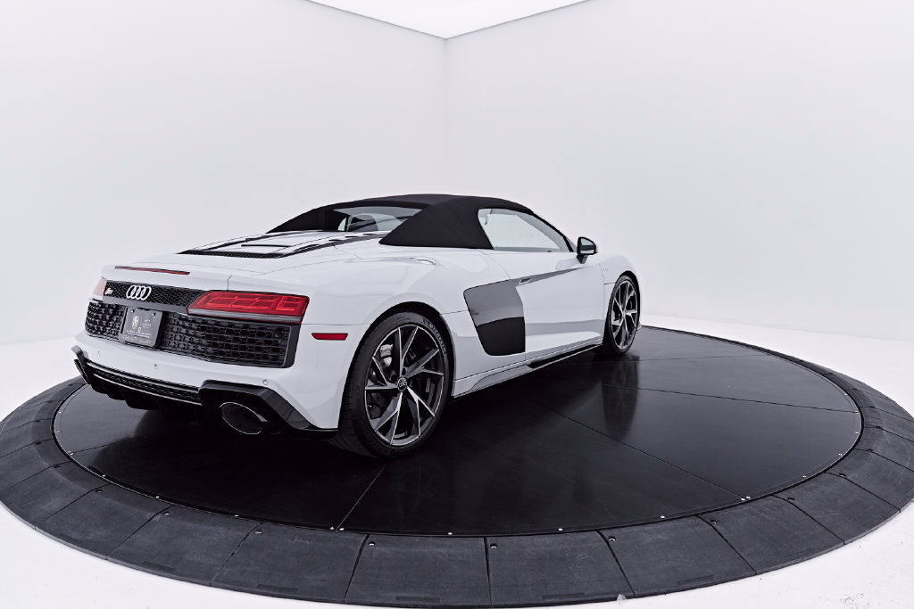 Used 2022 Audi R8 V10 performance w/ Carbon Exterior Package RWD image 18