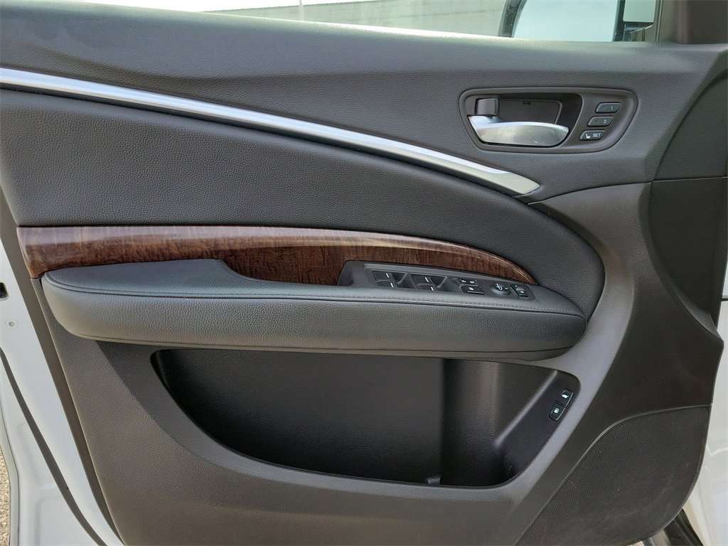 Used 2020 Acura MDX SH-AWD image 19