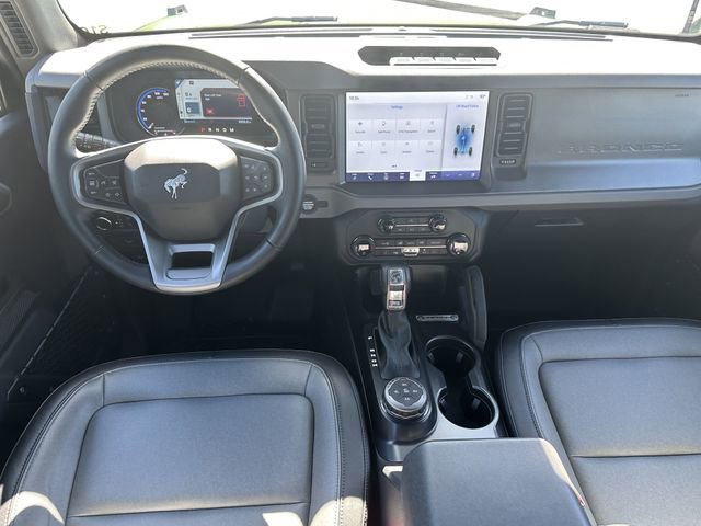 Used 2024 Ford Bronco Everglades image 22