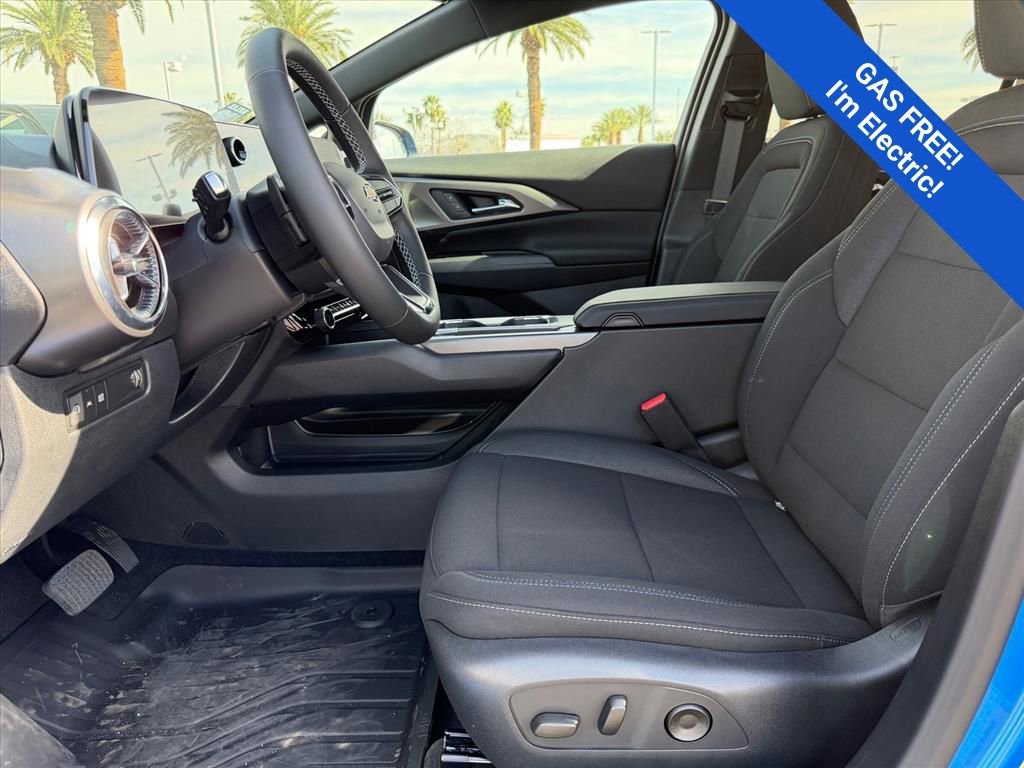 New 2026 Chevrolet Equinox EV LT w/ Comfort Package image 5