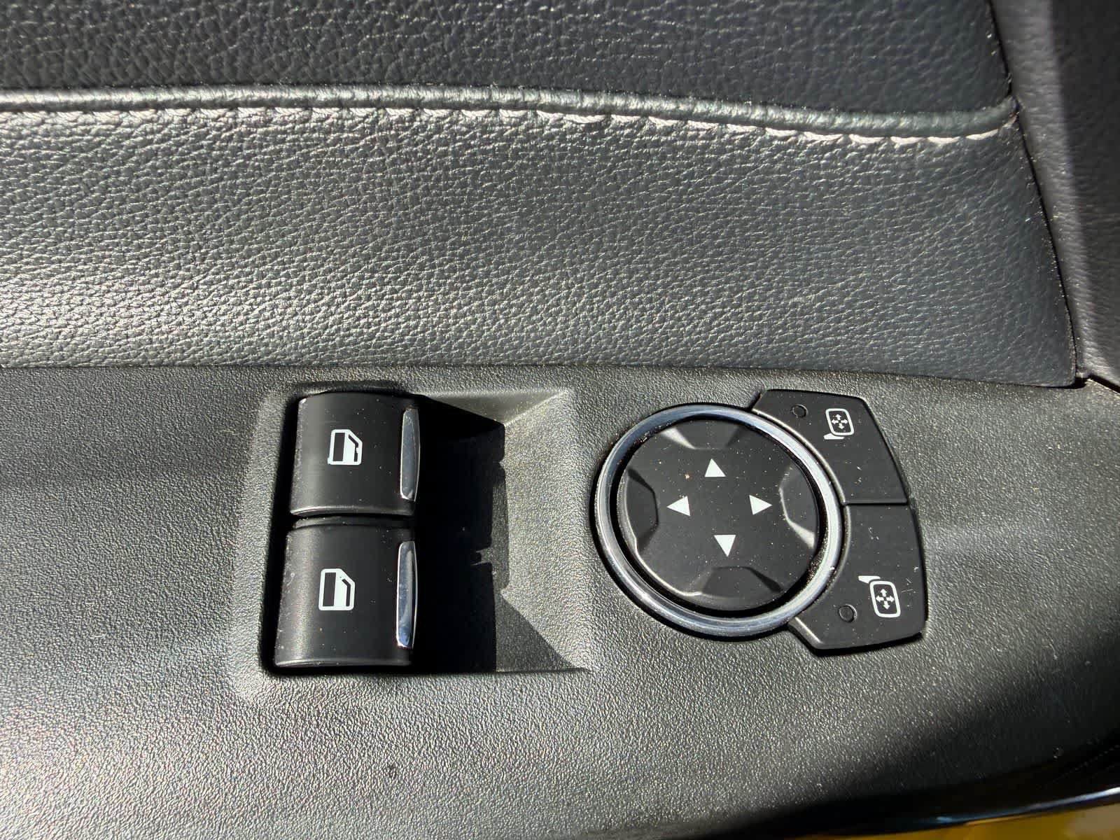 Used 2016 Ford Mustang Premium RWD image 14