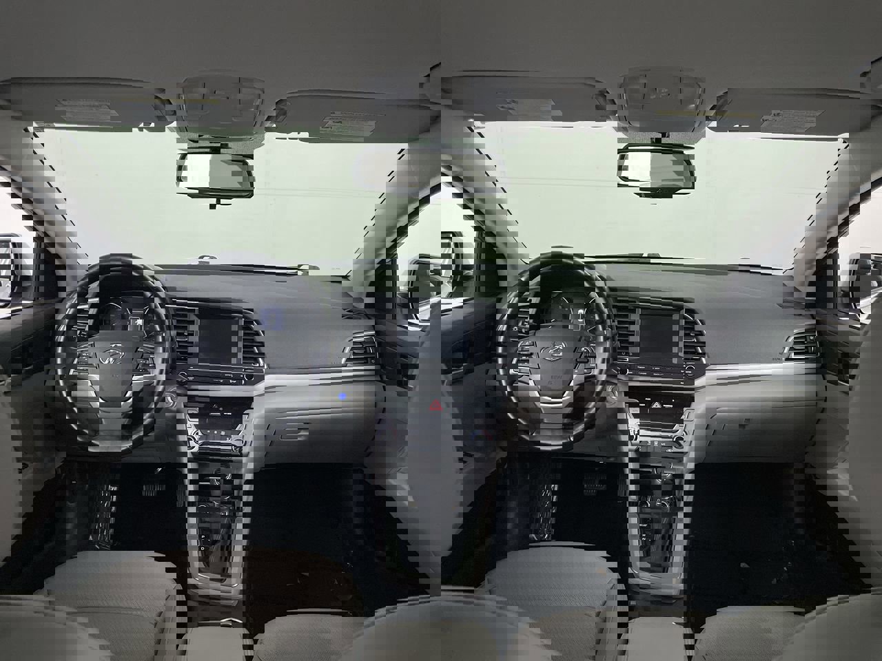 Used 2017 Hyundai Elantra Limited image 27