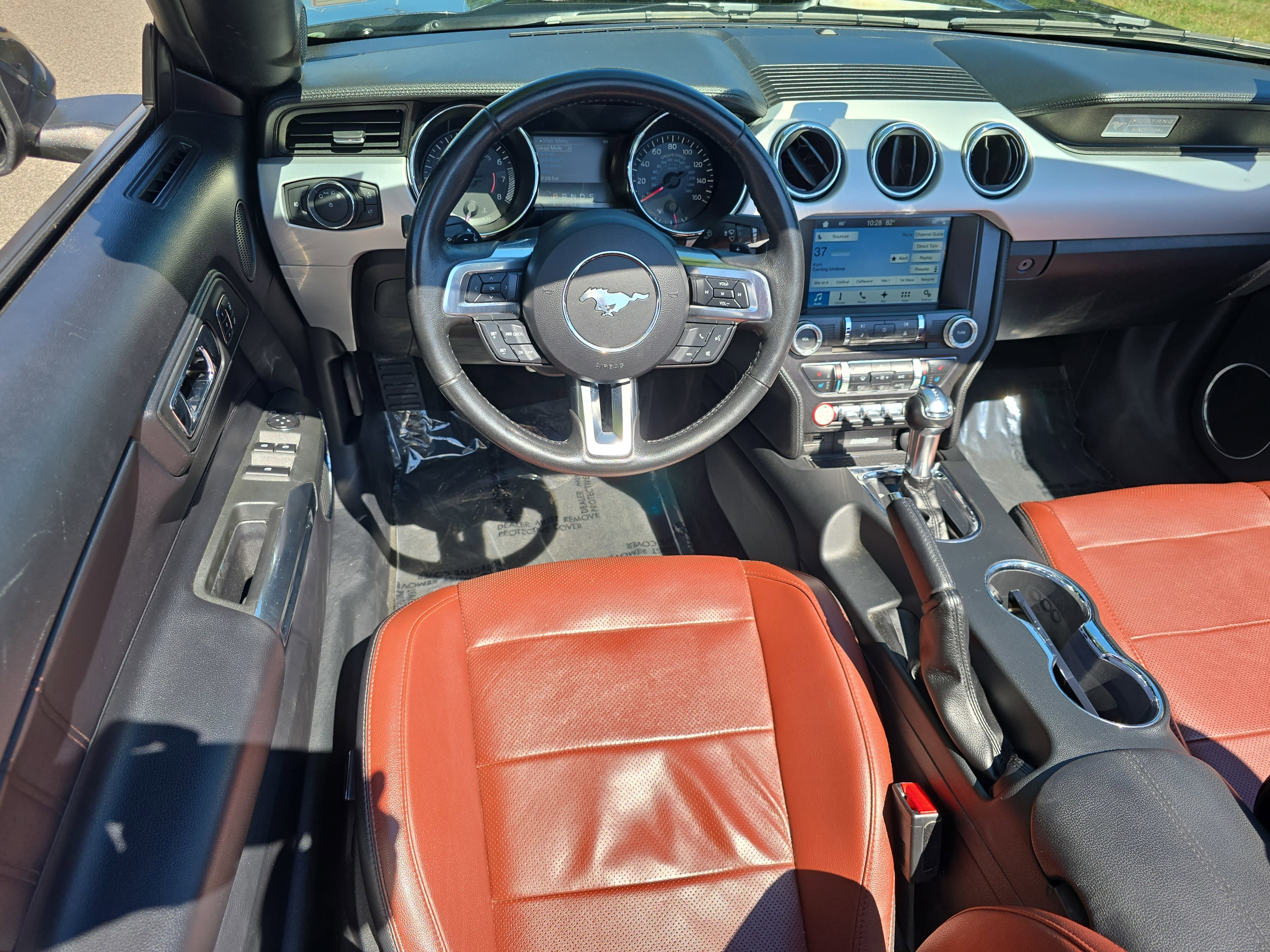 Used 2016 Ford Mustang GT Premium w/ Equipment Group 401A RWD image 18