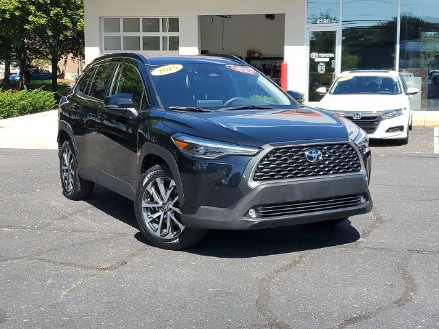 Certified 2025 Toyota Corolla Cross XLE AWD/4WD image 34