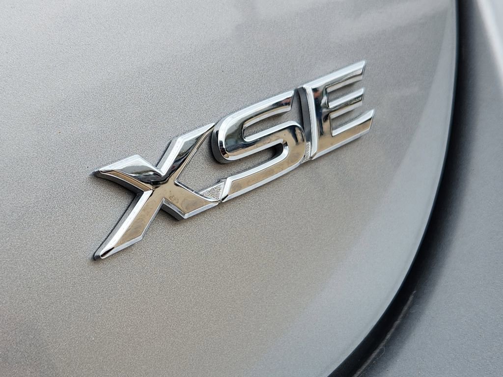 Used 2024 Toyota Camry XSE FWD image 15
