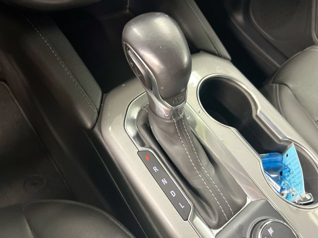 Used 2019 Chevrolet Blazer LT FWD image 16