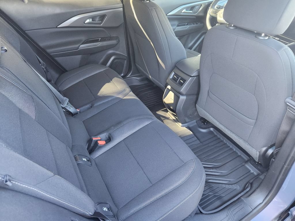 New 2026 Chevrolet Equinox EV LT FWD image 8