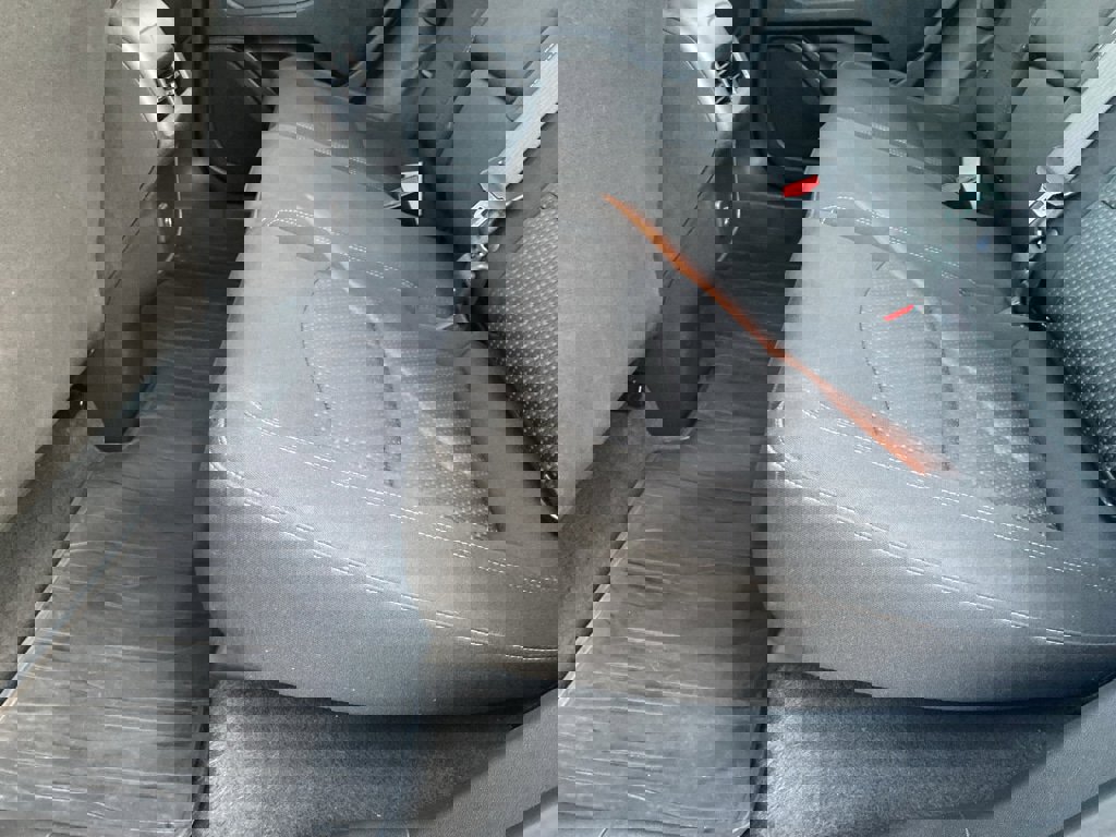 Used 2022 GMC Terrain SLE w/ Elevation Edition image 23