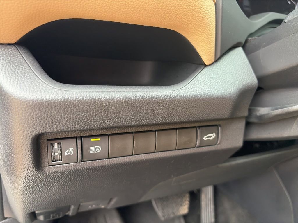 Used 2024 Toyota RAV4 XLE Premium image 14