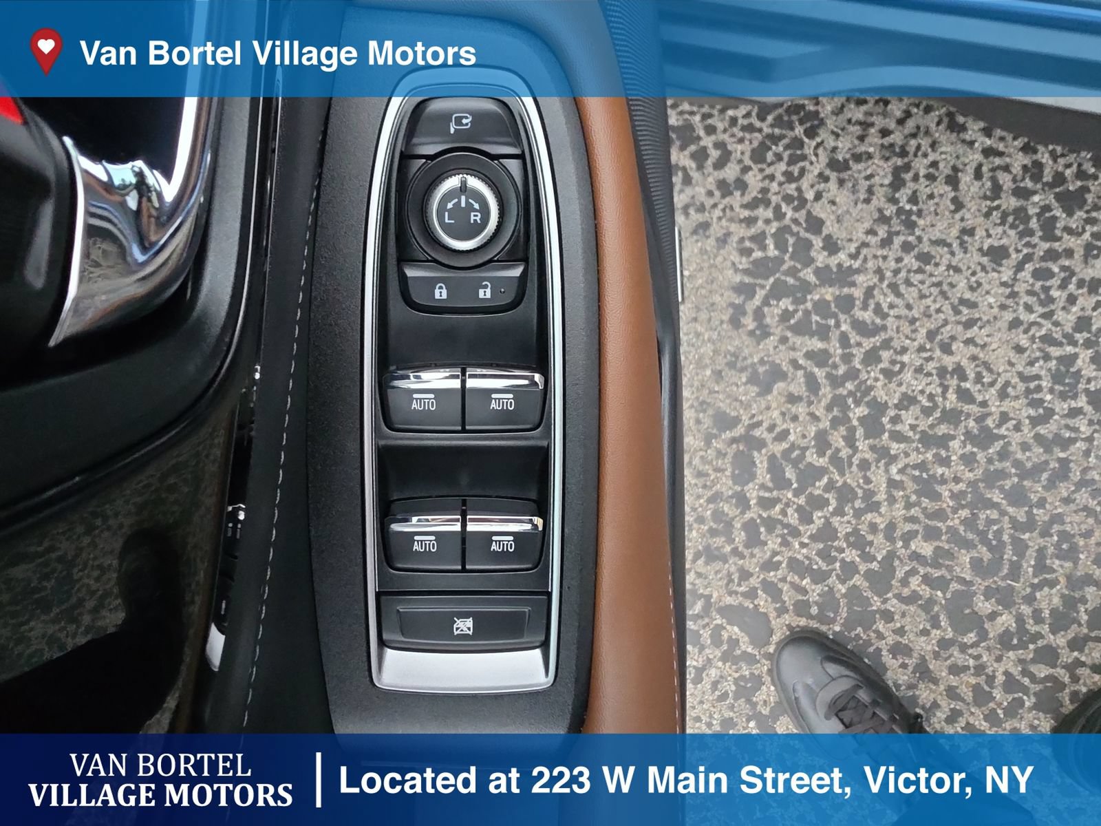 Used 2021 Subaru Outback Touring AWD/4WD image 11