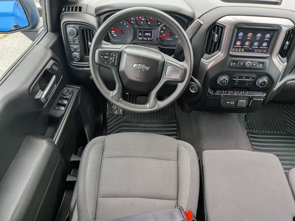 Used 2024 Chevrolet Silverado 1500 Custom w/ Dark Appearance Package AWD/4WD image 16