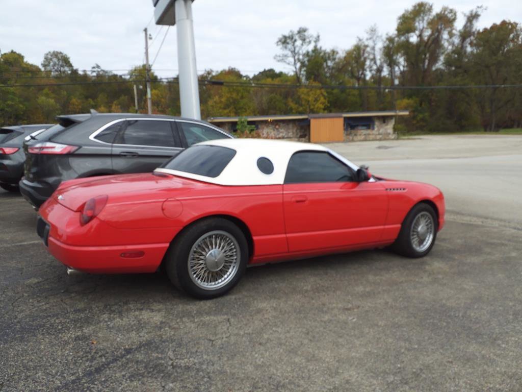 Used 2004 Ford Thunderbird Deluxe image 3