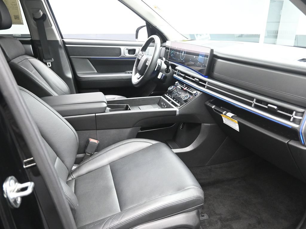 Used 2024 Hyundai Santa Fe Limited FWD image 31
