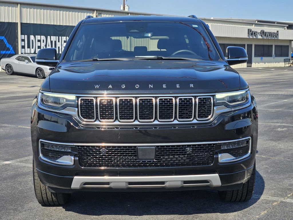 Used 2024 Jeep Wagoneer Series II w/ Flexible Seating Group image 2