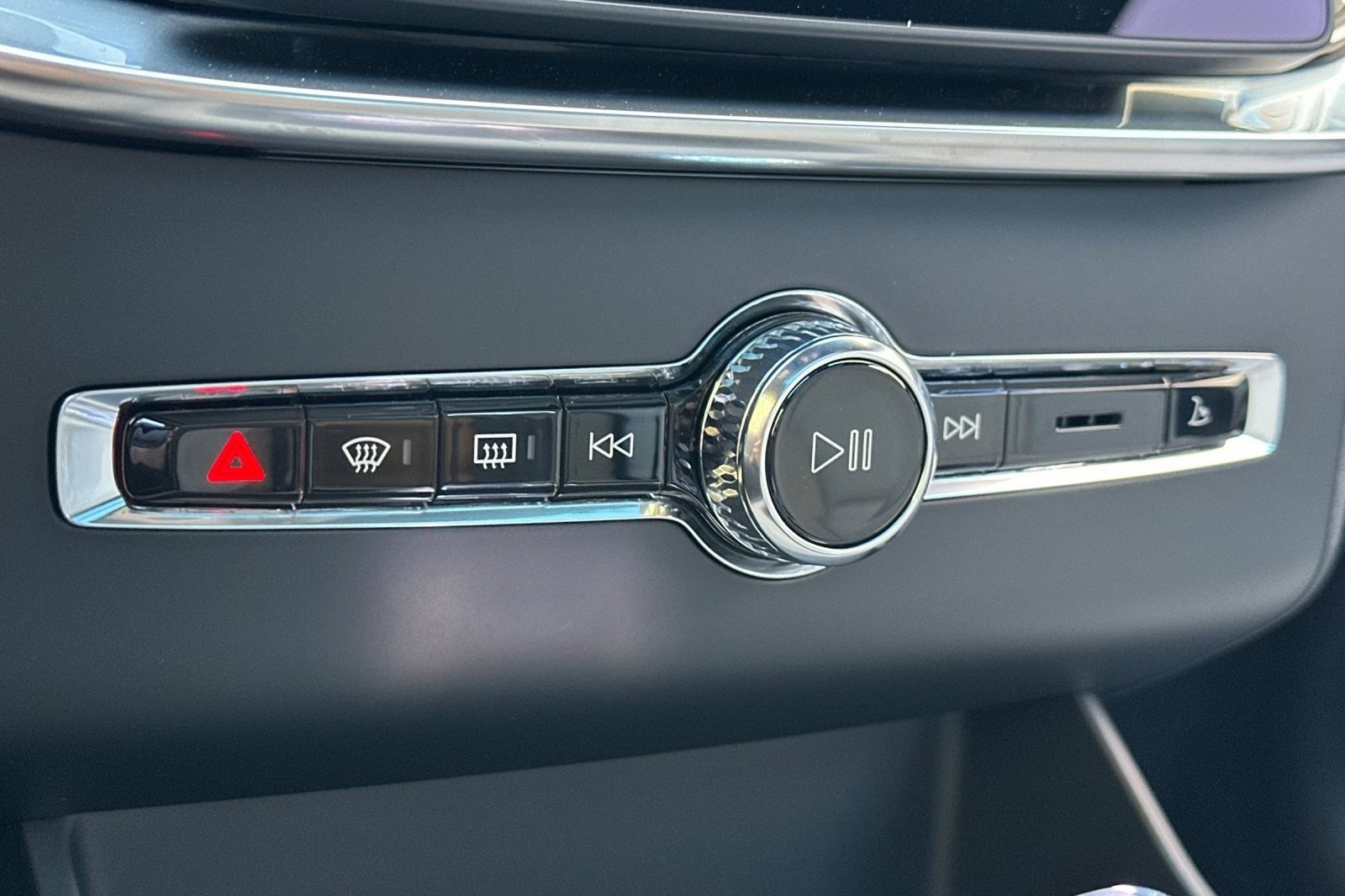 New 2026 Volvo XC90 T8 Plus image 23