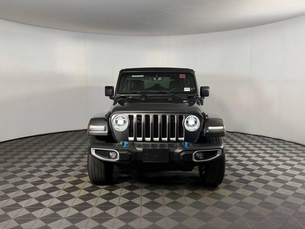 Used 2022 Jeep Wrangler Unlimited Sahara w/ Safety Group image 5