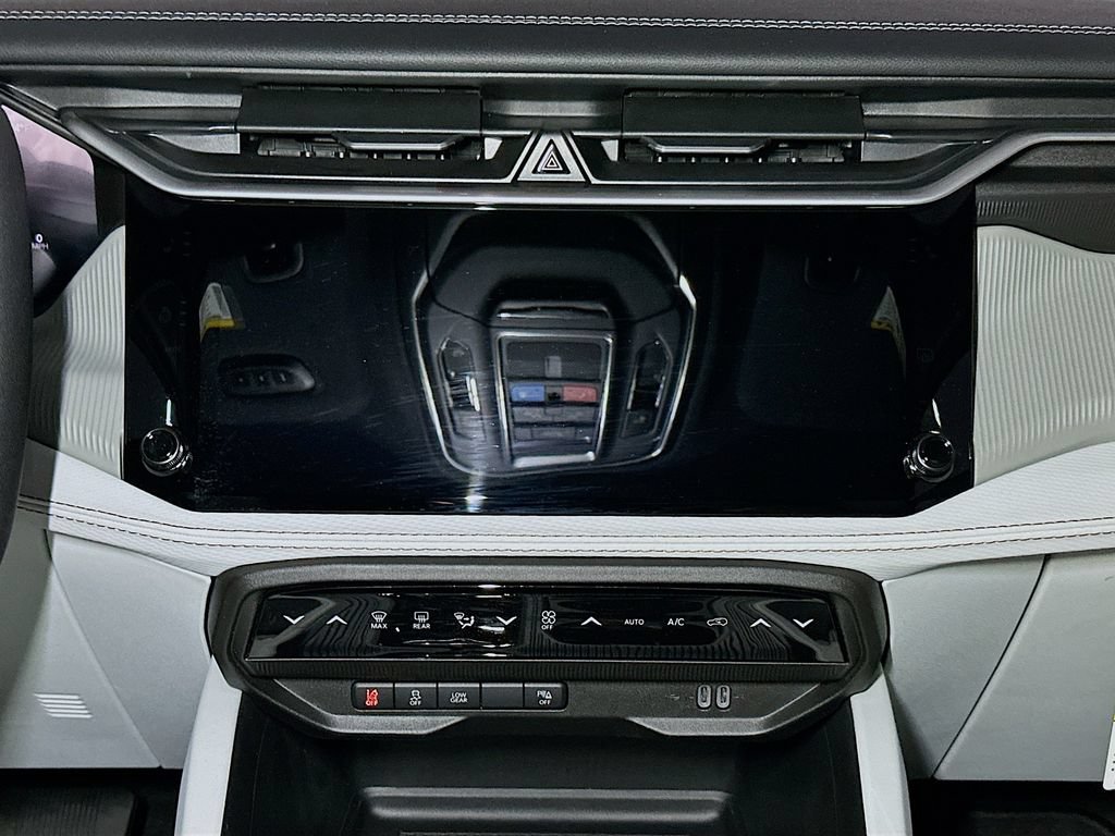New 2026 Jeep Cherokee Limited AWD/4WD image 8
