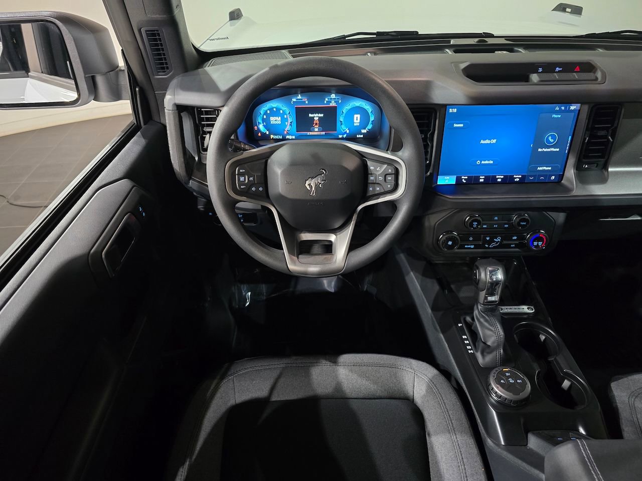 New 2025 Ford Bronco Base image 17