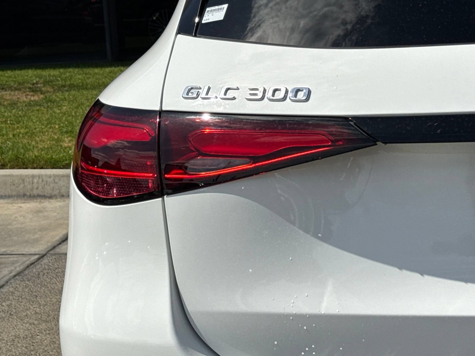 Used 2026 Mercedes-Benz GLC 300 image 11