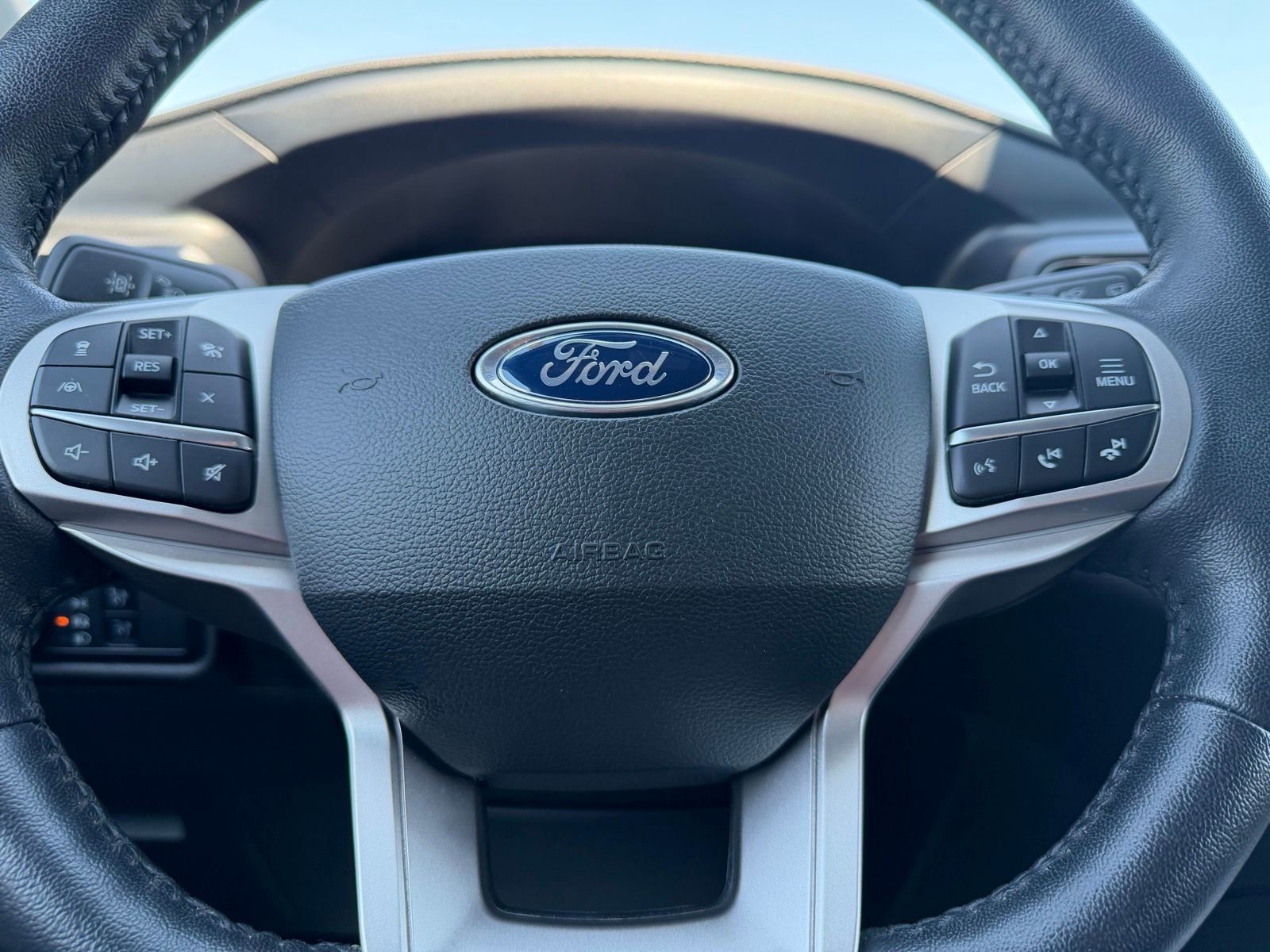 Used 2023 Ford Explorer XLT w/ Equipment Group 202A image 19