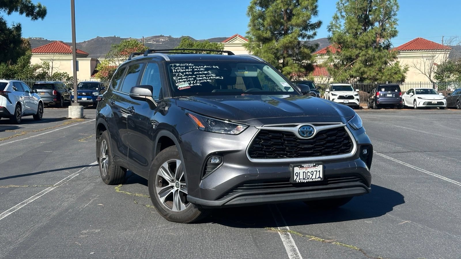 Used 2024 Toyota Highlander XLE