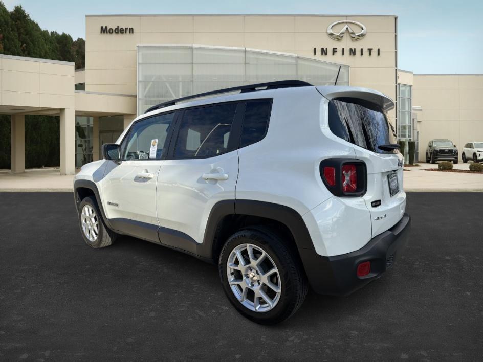 Used 2023 Jeep Renegade Latitude w/ Premium Group image 6