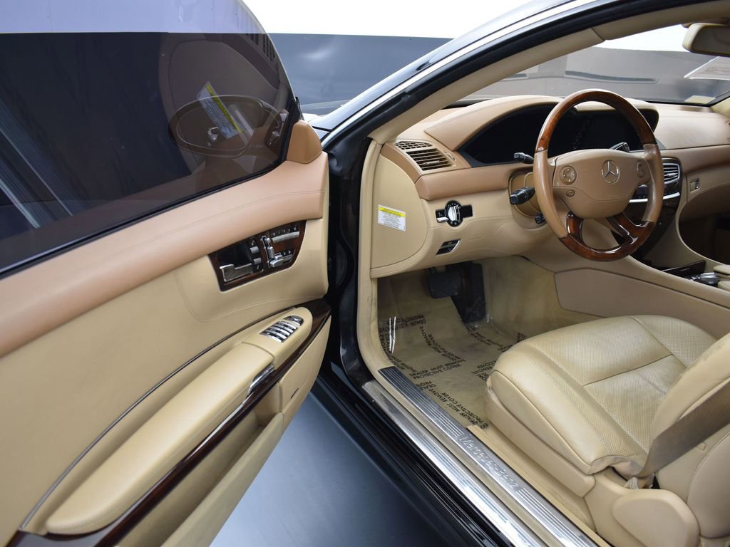 Used 2008 Mercedes-Benz CL 550 image 7