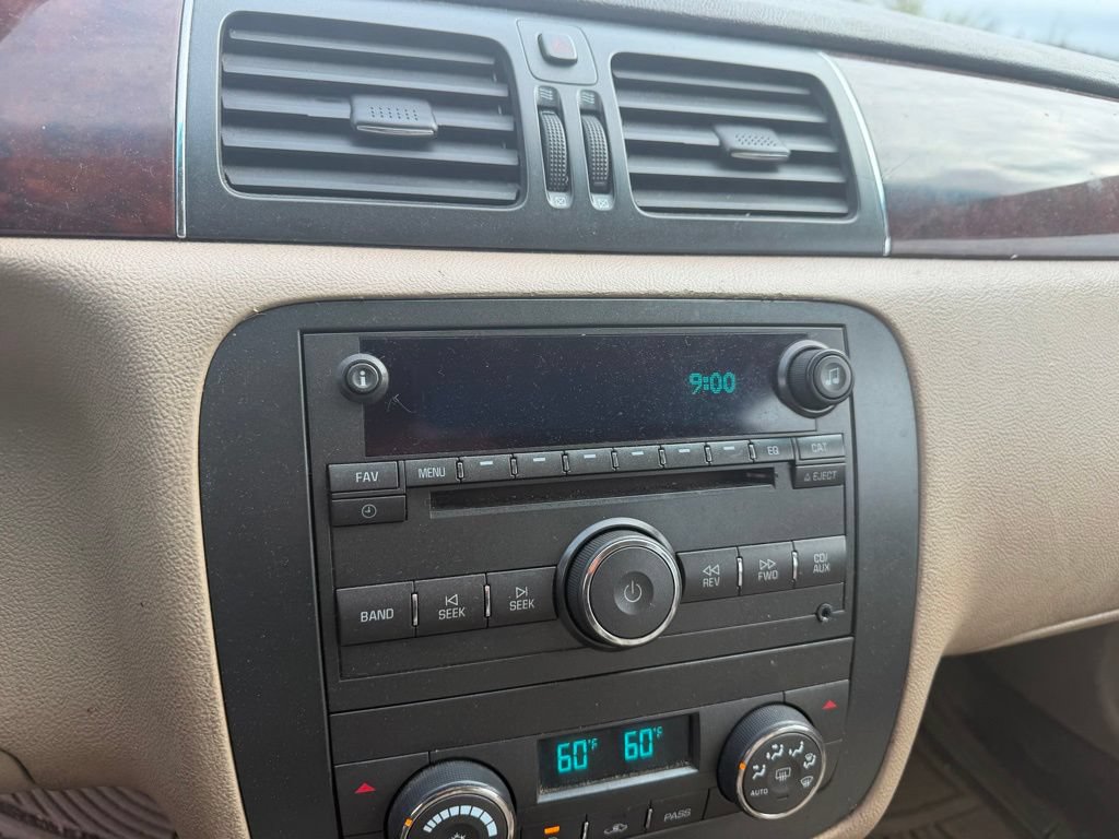 Used 2007 Buick Lucerne CXL FWD image 16