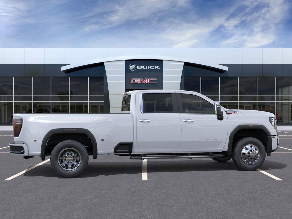 New 2026 GMC Sierra 3500 Denali w/ Technology Package AWD/4WD image 5