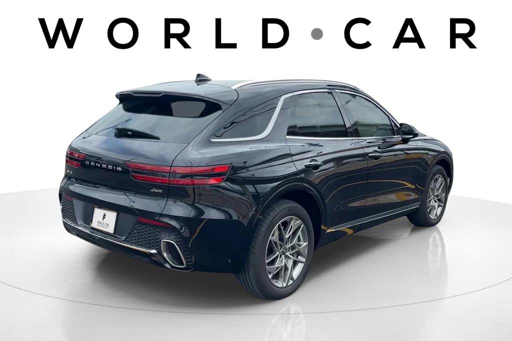 Used 2025 Genesis GV70 2.5T AWD/4WD image 3