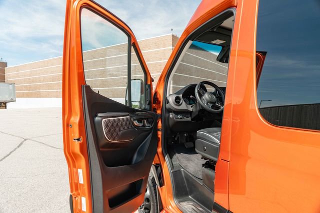 Used 2024 Mercedes-Benz Sprinter 3500 image 14