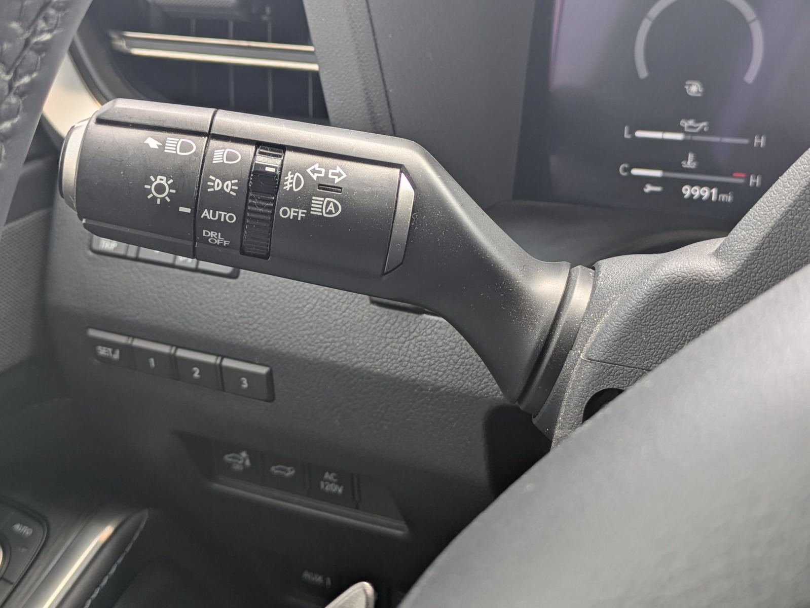 Used 2025 Lexus GX 550 AWD/4WD image 15