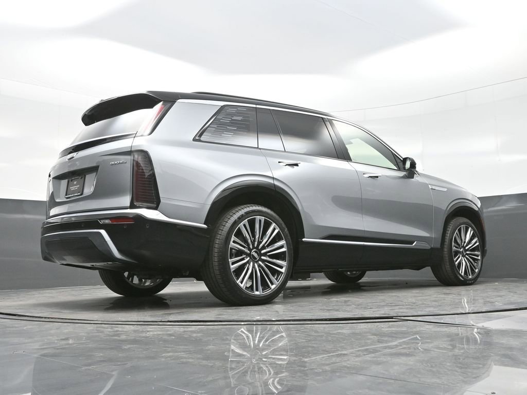 New 2026 Cadillac Vistiq Premium Luxury w/ LPO, Floor Liner Package AWD/4WD image 23