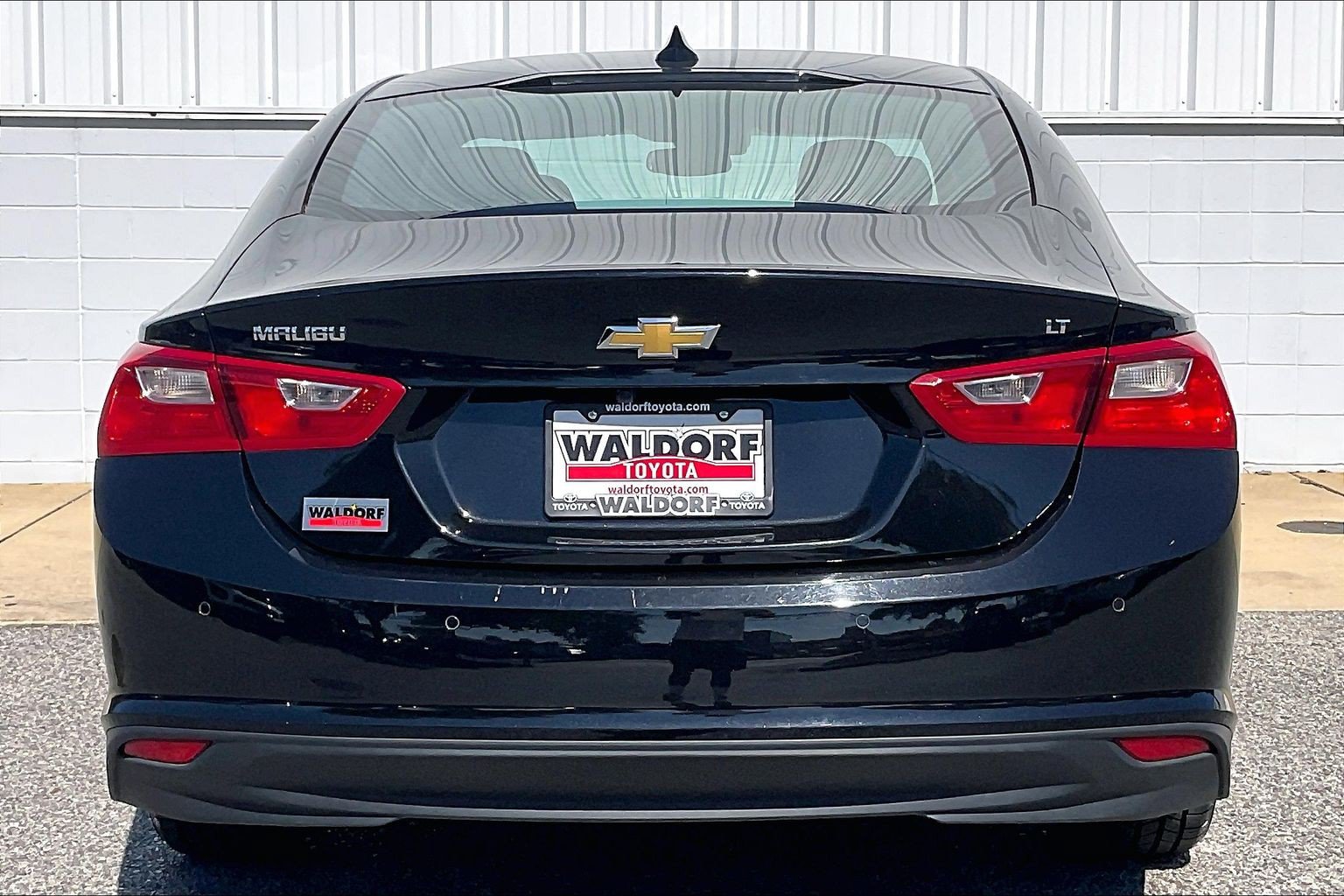 Used 2025 Chevrolet Malibu LT FWD image 5