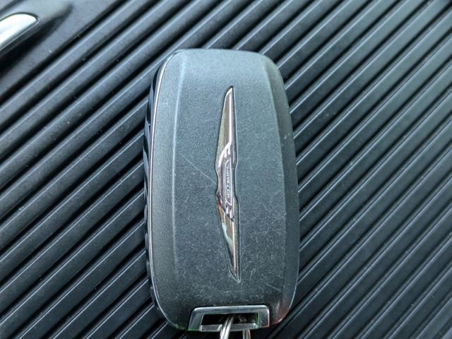 Used 2021 Chrysler Pacifica Touring-L image 34