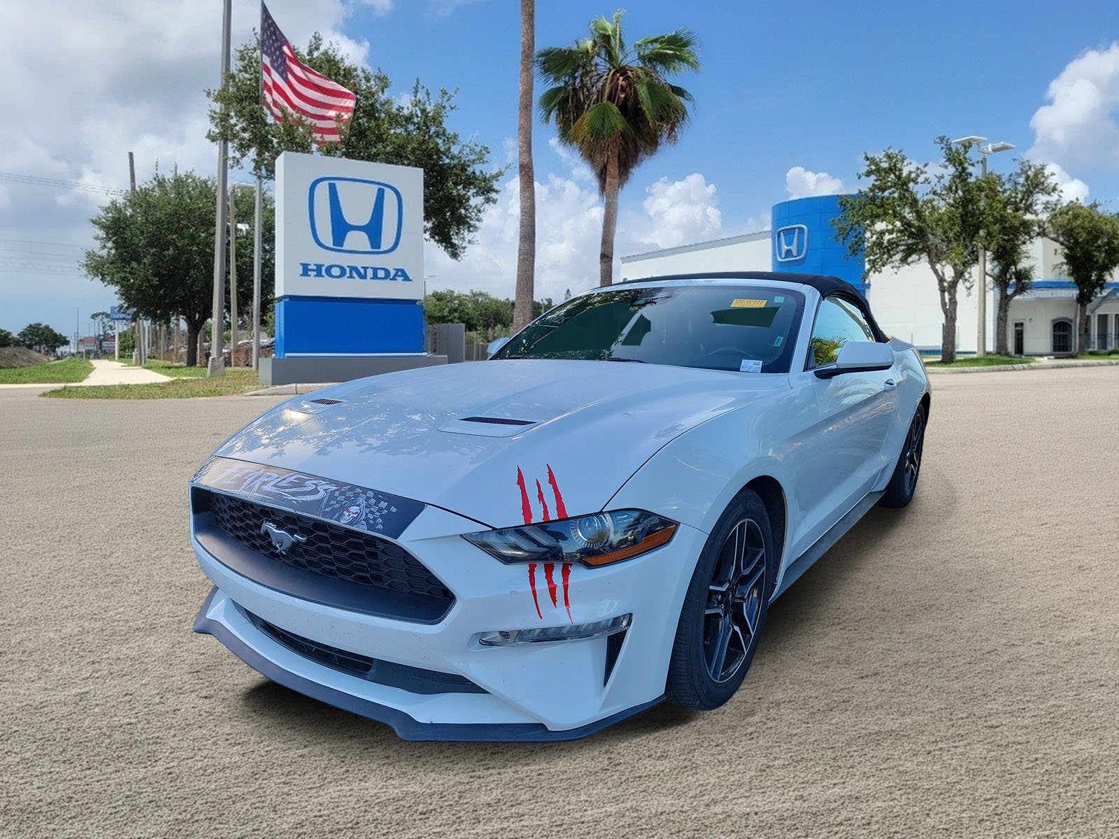 Used 2021 Ford Mustang Premium RWD image 4