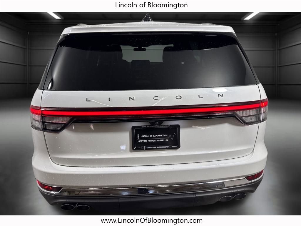 Certified 2025 Lincoln Aviator Reserve w/ Illumination Package image 6
