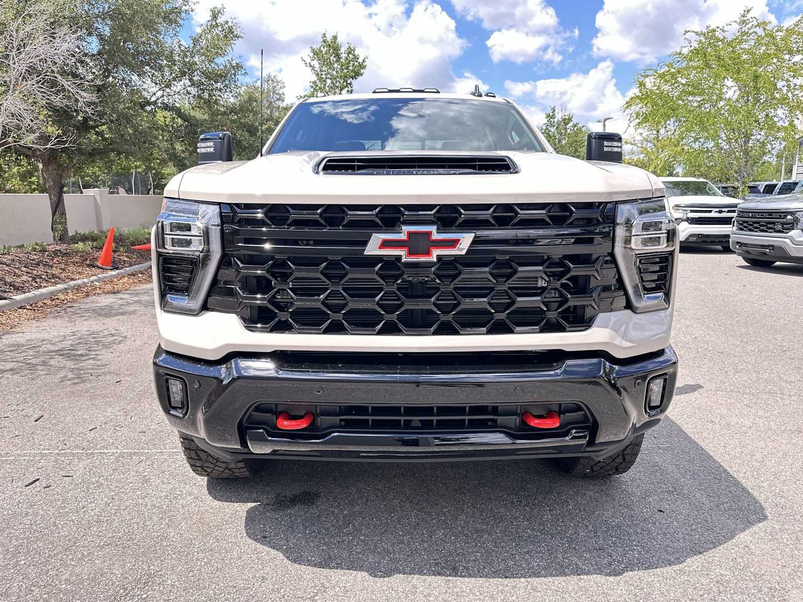New 2026 Chevrolet Silverado 2500 ZR2 w/ LPO, Dark Essentials Package AWD/4WD image 9