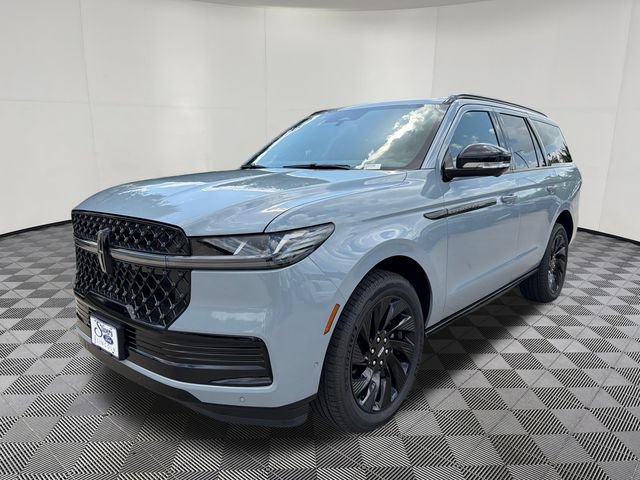 Used 2025 Lincoln Navigator Reserve w/ Jet Appearance Package AWD/4WD image 13