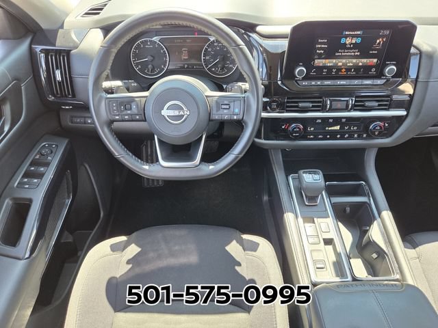 Used 2025 Nissan Pathfinder SV FWD image 14