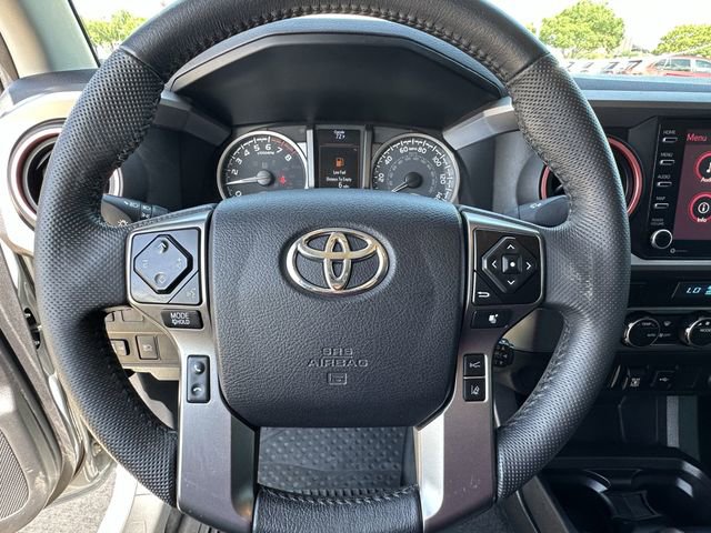 Used 2021 Toyota Tacoma SR5 RWD image 11