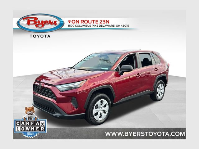 Used 2024 Toyota RAV4 LE video 1