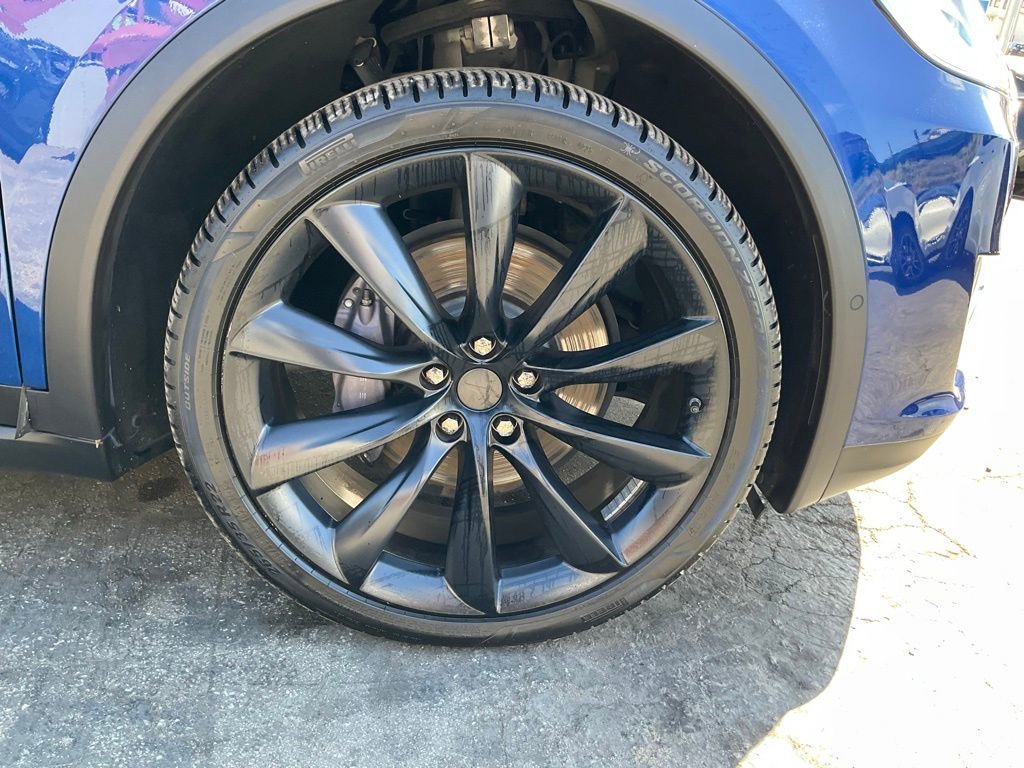 Used 2020 Tesla Model X Long Range image 71