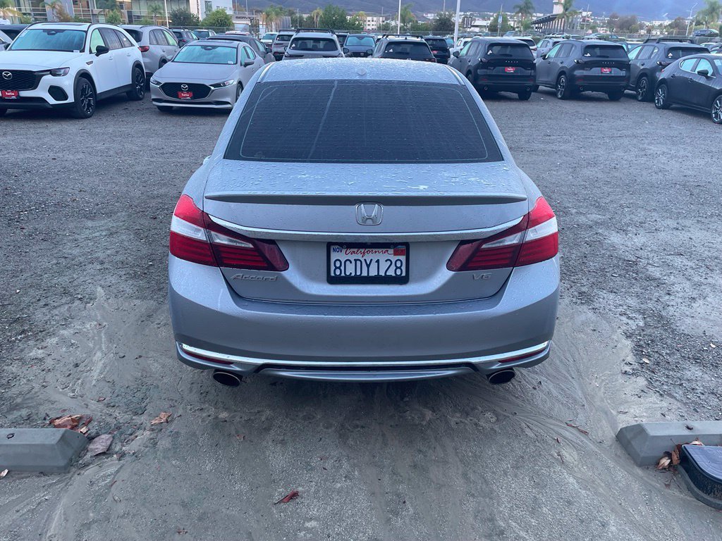 Used 2017 Honda Accord EX-L image 7