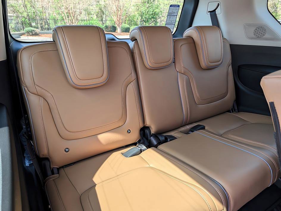 New 2026 INFINITI QX80 Luxe AWD/4WD image 23