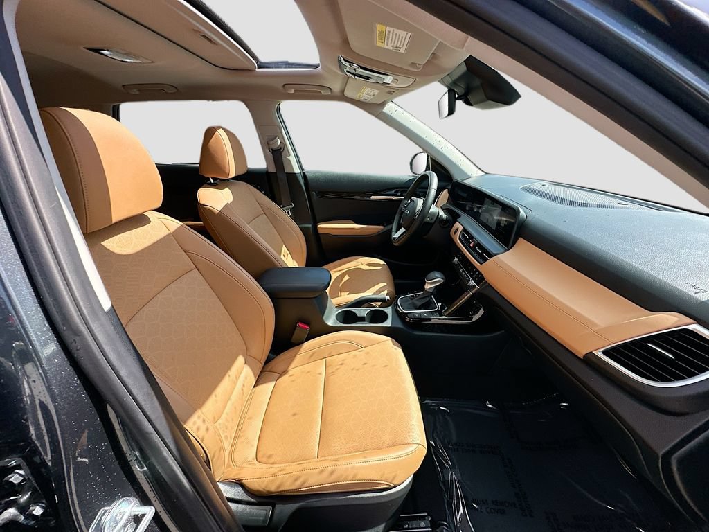 Used 2024 Kia Seltos EX AWD/4WD image 29