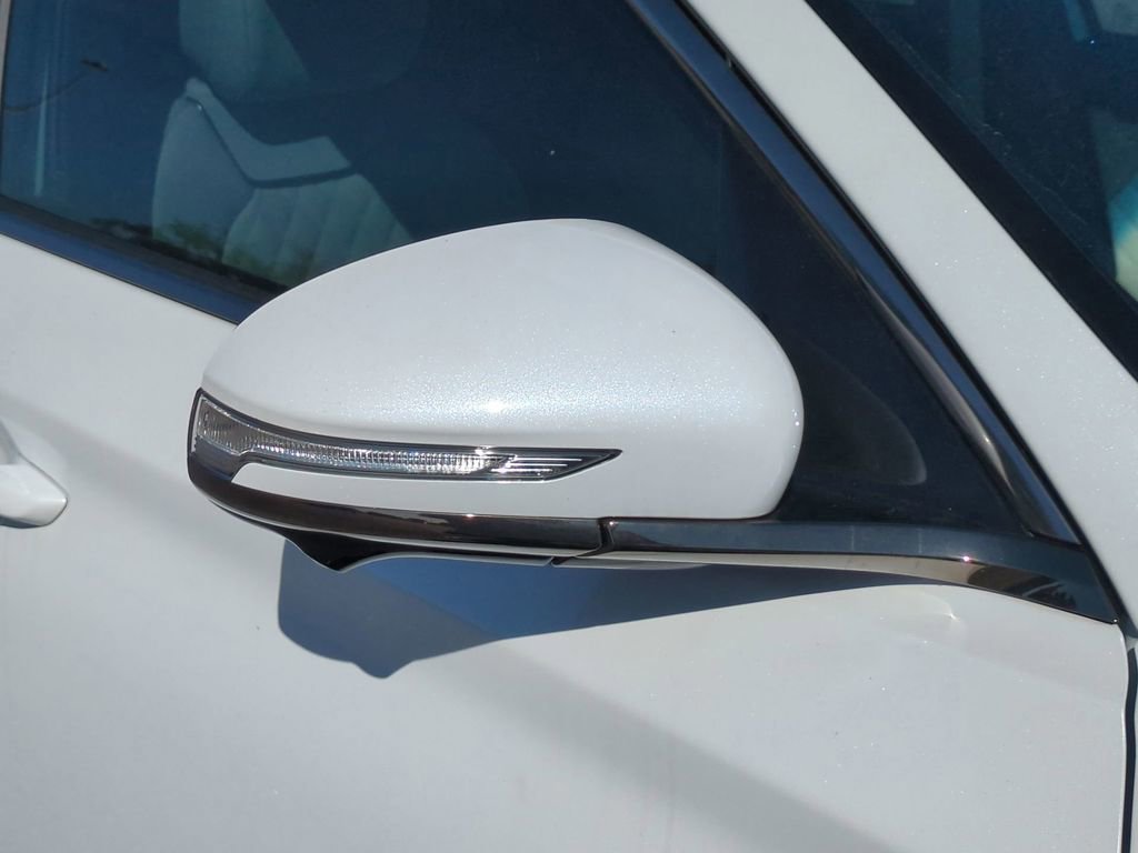 Used 2025 Genesis G70 3.3T Advanced w/ Sport Prestige Package image 10