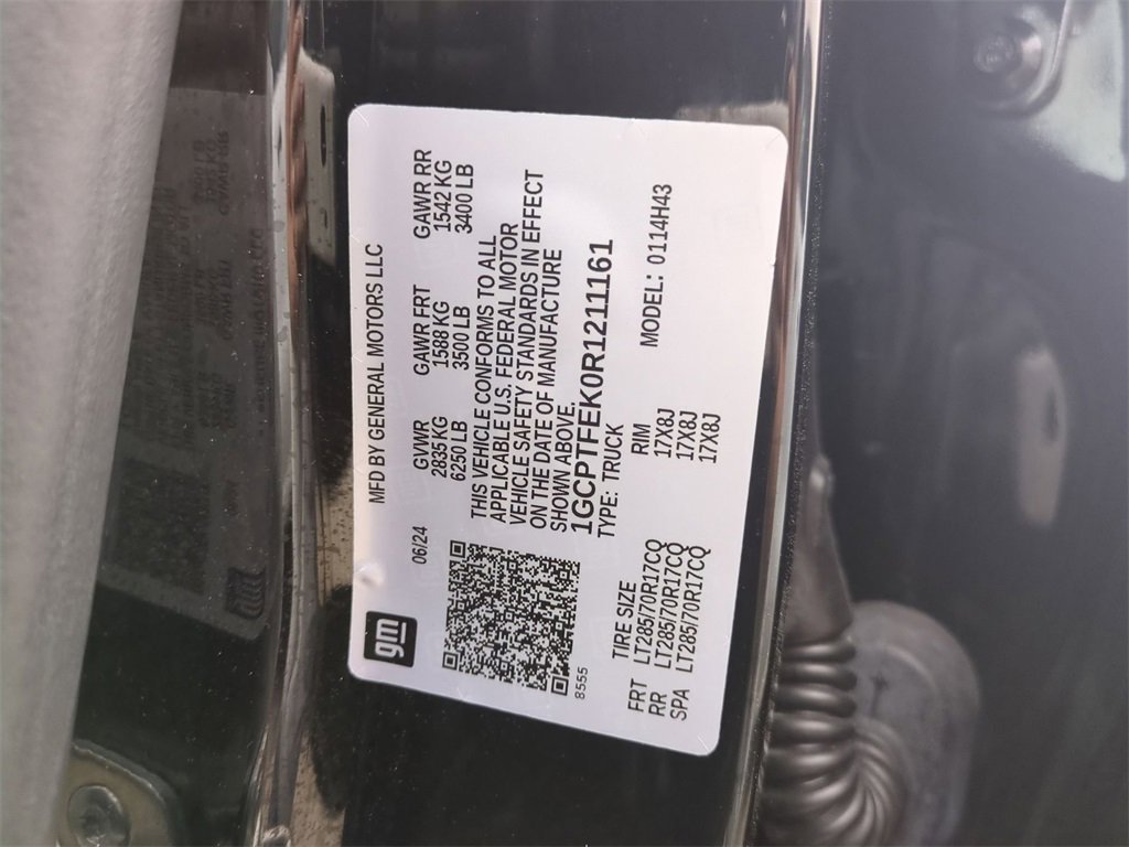 Used 2024 Chevrolet Colorado ZR2 w/ Technology Package image 33